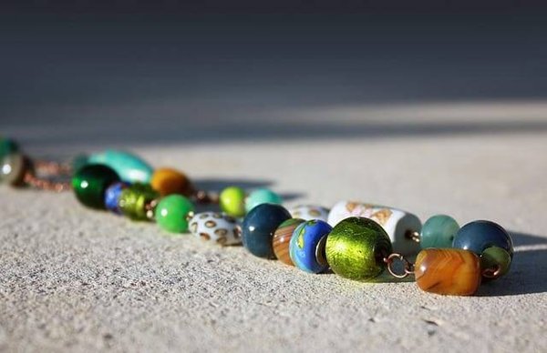Les tendances en bijoux DIY : Comment créer des accessoires à la mode